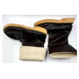 2 Pairs of Slouch Boots Size US 7 - Tan Faux Suede and Black Faux Leather with Fleece Lining