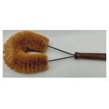 Fuller Salesman Sample U-Shaped Brush with Wooden Handle