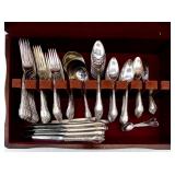 REMEMBRANCE 1847 Rogers Bros Silverplate Flatware Set with Wood Case