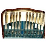HERALDIC 1847 Rogers Bros XS Triple Silverplate Flatware Set with Serving Pieces and Chest