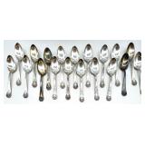 HERALDIC 1847 Rogers Bros XS Triple Silverplate Flatware Set with Serving Pieces and Chest
