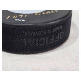 Gordie Howe "Mr. Hockey" Signed NHL Detroit Red Wings Hockey Puck