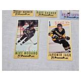 1993-1994 Fleer PowerPlay Hockey Cards Featuring Jeremy Roenick, Dave Gagner, Brian Leetch, Mike Modano, Jaromir Jagr and More