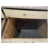 Potbelly bakers table w/metal top