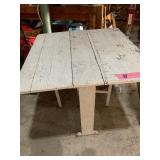 Table, auto vac, misc