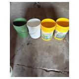 4 5 Gallon Buckets with no lids