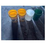 4 5 Gallon Buckets with no lids