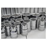 SK Metric 1/2 Drive Socket Set. (New)