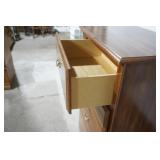 4-Drawer Wooden Dresser