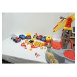 American Plastic Toys Build & Play Colossal Construction Zone Vehicle Play set with Vehicles & Accessories