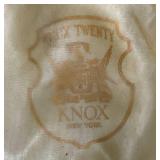 Misc. Antique & Vintage Hats In hat Box