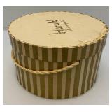 Misc. Antique & Vintage Hats In hat Box