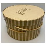 Misc. Antique & Vintage Hats In hat Box