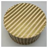 Misc. Antique & Vintage Hats In hat Box