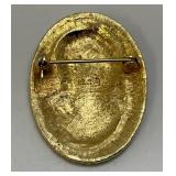 Est. $750.00 -$800.00 (418) Stamped Gold Cameo Style Brooch 14.18 Grams
