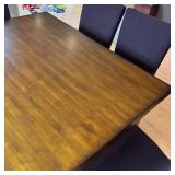 DR - Square Dining Table