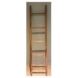 LL - Decorative Wood Ladder with Removable Box