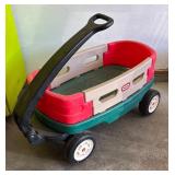 G - Little Tikes Pull Wagon