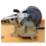 G - Black & Decker 10 Inch Miter Saw Model 1710