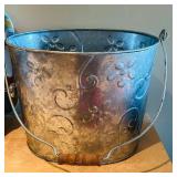 LL - Mixed Home and Decor Lot with Ice Buckets, Planter, Gift Set and Accessories