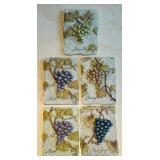 LL - Set of 4 Wine Grapes Decorative Wall Plaques