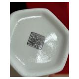 LT - Decorative Chinese Porcelain Vase with Red Silk Presentation Box