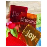 LR - Large Holiday Decor and Tableware Collection