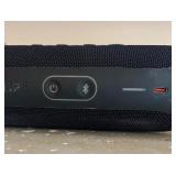 LR - Lot of 3 JBL Portable Bluetooth Speakers with Charger