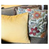 LR - Set of 9 Decorative Throw Pillows Assorted Patterns