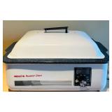 LL - Nesco 18 Roaster Oven with 3 Removable Pans and Repaired Cord
