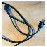 LL - Nesco 18 Roaster Oven with 3 Removable Pans and Repaired Cord