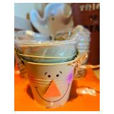 LL - Large Halloween Decor Collection with Bowls, Plates, Lights, Spreader Knives and Animated Prop