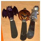 LL - Large Halloween Decor Collection with Bowls, Plates, Lights, Spreader Knives and Animated Prop