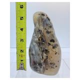 Dendritic agate freeform: 875 gm./1 lb. 15 oz.