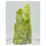 Healerite (Noble Serpentine) Standing Piece: 571gm/1 lb4.1oz.
