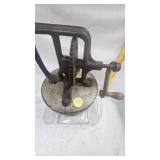 Dazey Hand Crank Butterchurn, Early 20th Century