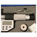 Shars Electronic Outside Micrometer with Case