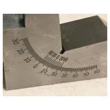 Adjustable V-Block Angle Gauge