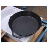 12" Cast Iron Skillet - Kitchen HQ (in original packaging)