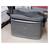 Lock n Lock® Insulated Food Carry Bag with (4) 11"x9"x2-1/2" Plastic Food Storage Containers with Lids