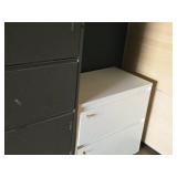 Lot of (2) Filing Cabinets - 4-drawer (grey, no key), 2-drawer (cream, with key)