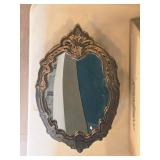 Grandinroad Animated Cracking Mirror with Skull