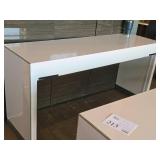 Laminate Display Table 6