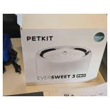 Pet Kit Eversweet 3 Pro Smart Pet Drinking Fountain with Wireless Pump (in original box)