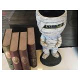 Halloween Décor - Mummy Vase, Books - Spells and Potions, Halloween Treats