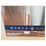 Oral B Genius 7500 Rechargeable Toothbrush (in original box)