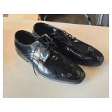 Lot of (One Pair) Savvi Men