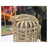 17" Wicker Hanging Candleholder Décor