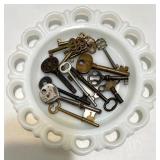 Lot of Vintage Skeleton Keys, Glass Pulls, and Crystal Chandelier Prisms