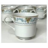Floral Inspirations Fine China Dinnerware Set - Abundance Pattern, Japan